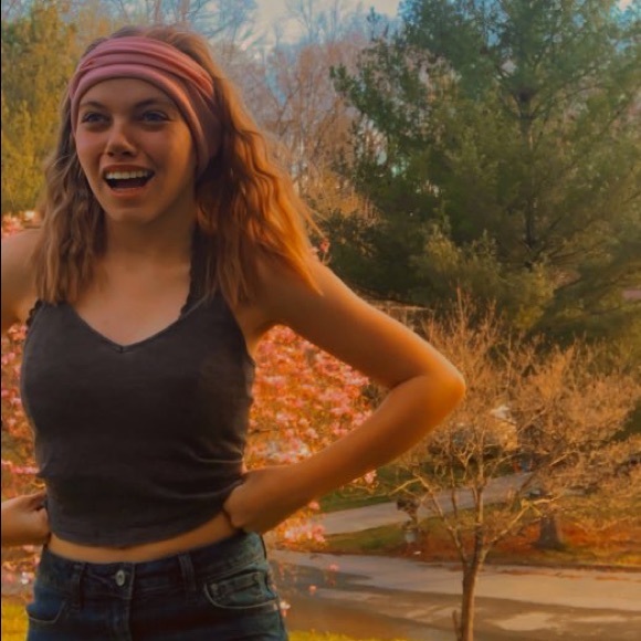 Meet your Posher, Zoey - Picture 4 of 4